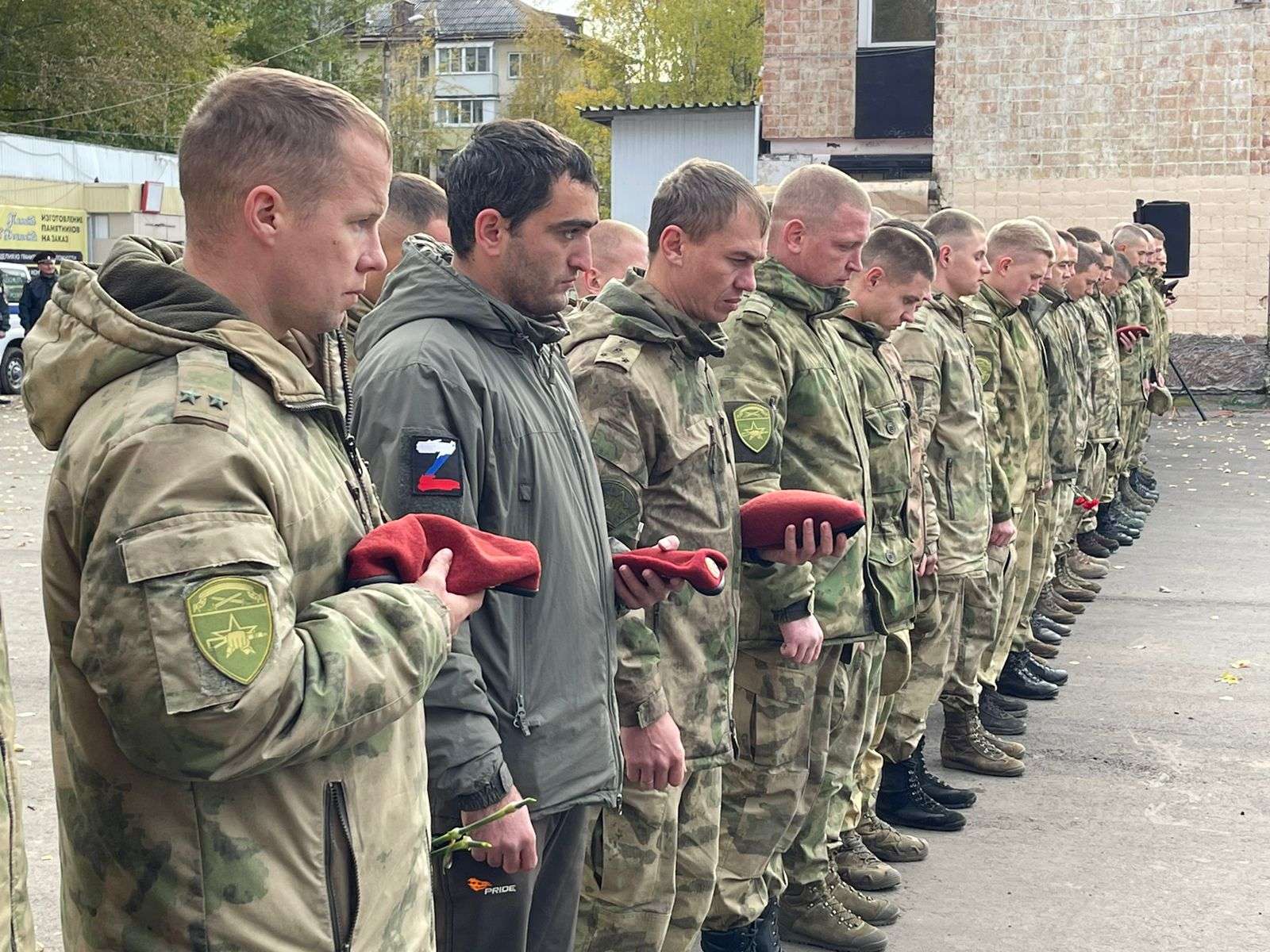 В Архангельске увековечили память о погибшем бойце Николае Солодуне